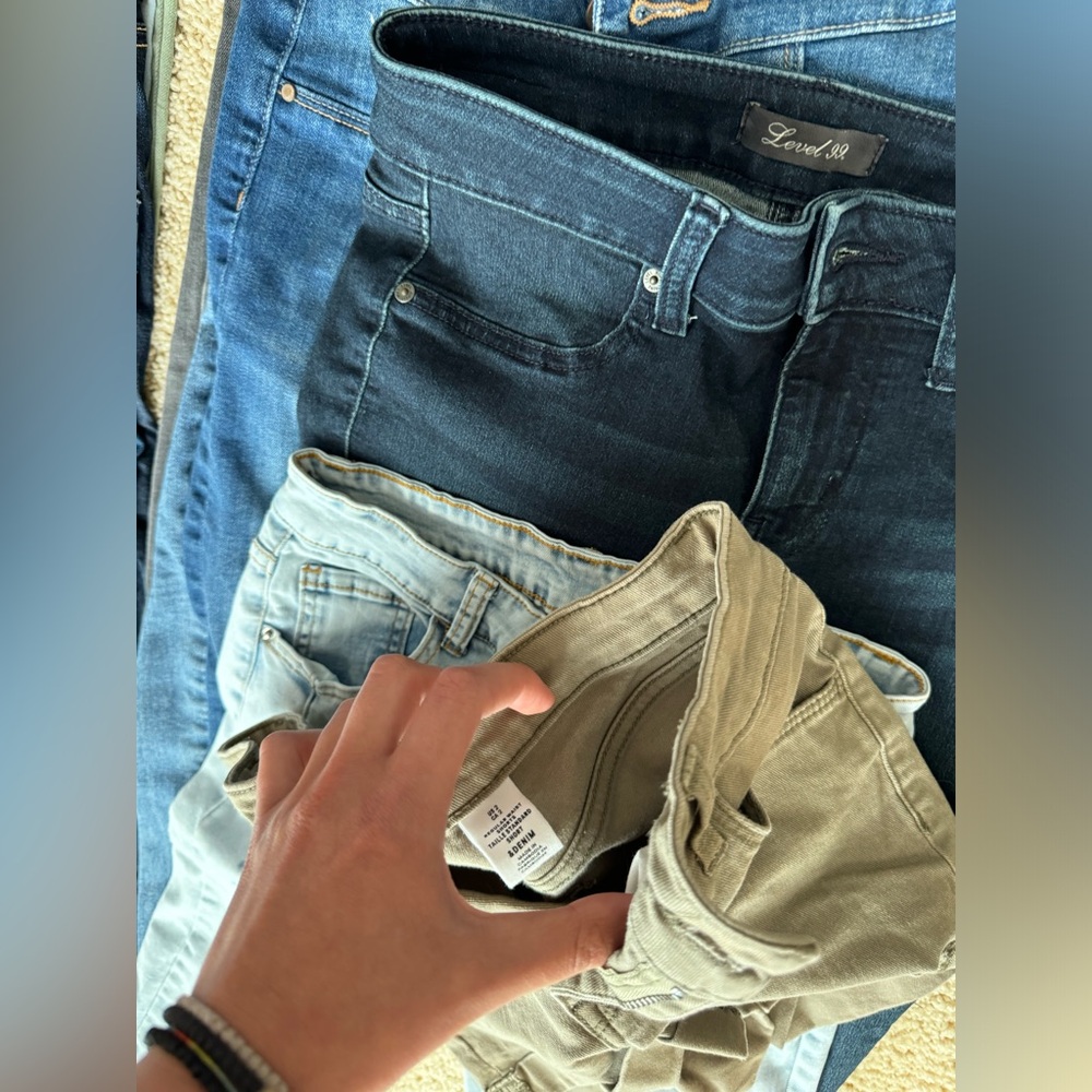 10 Jean Bundle - image 7